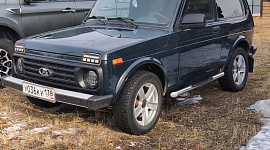 Lada Niva Legend (212140)