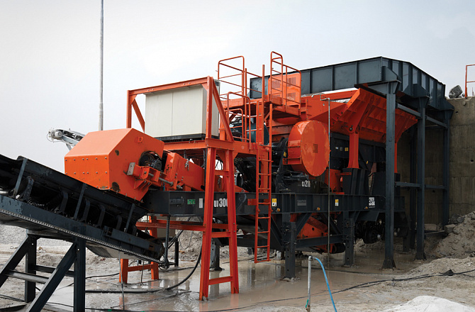 Купить мобильная щековая дробилка Sandvik UJ300 у официального дилера ...