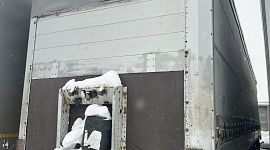 Полуприцеп с бортовой платформой Шмитц